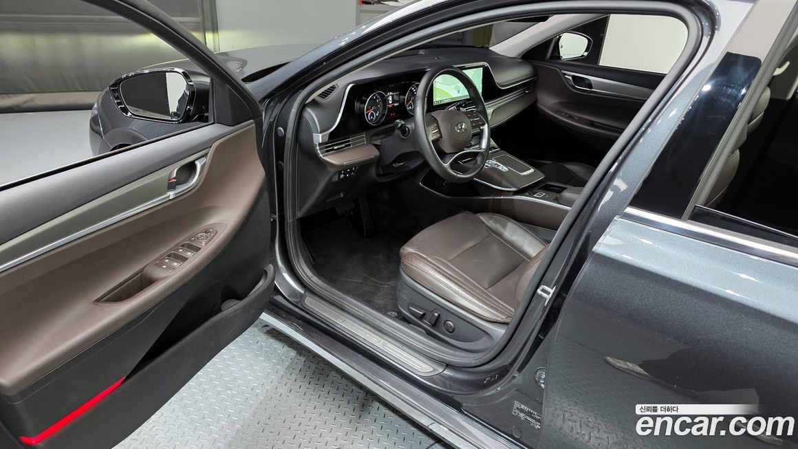 Hyundai Grandeur 2021