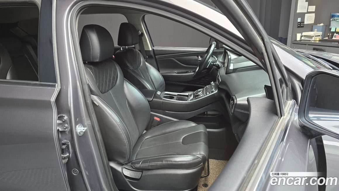 Hyundai Santafe 2022