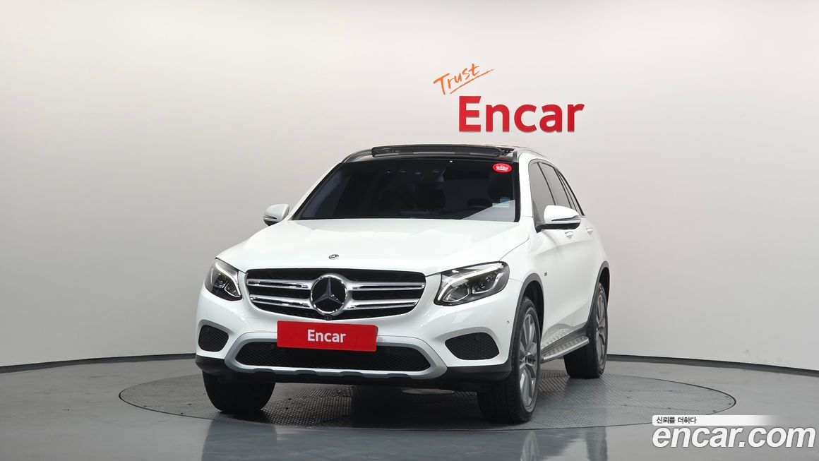 Mercedes-Benz GLC-Class 2019