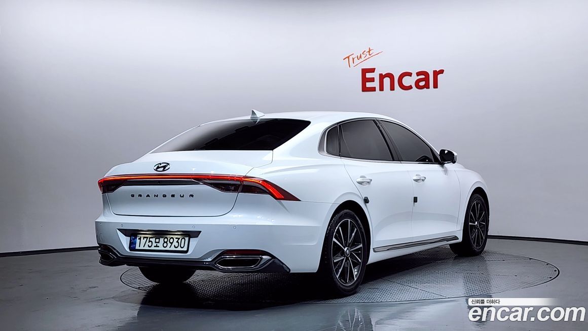 Hyundai Grandeur 2022