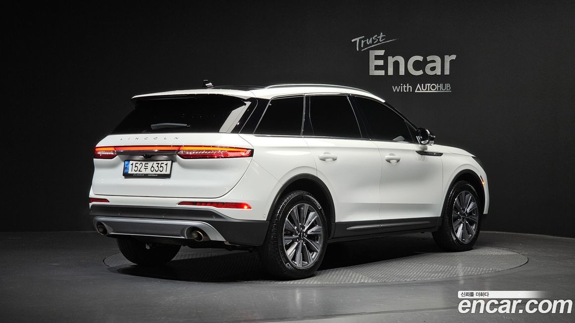 Lincoln Corsair 2021