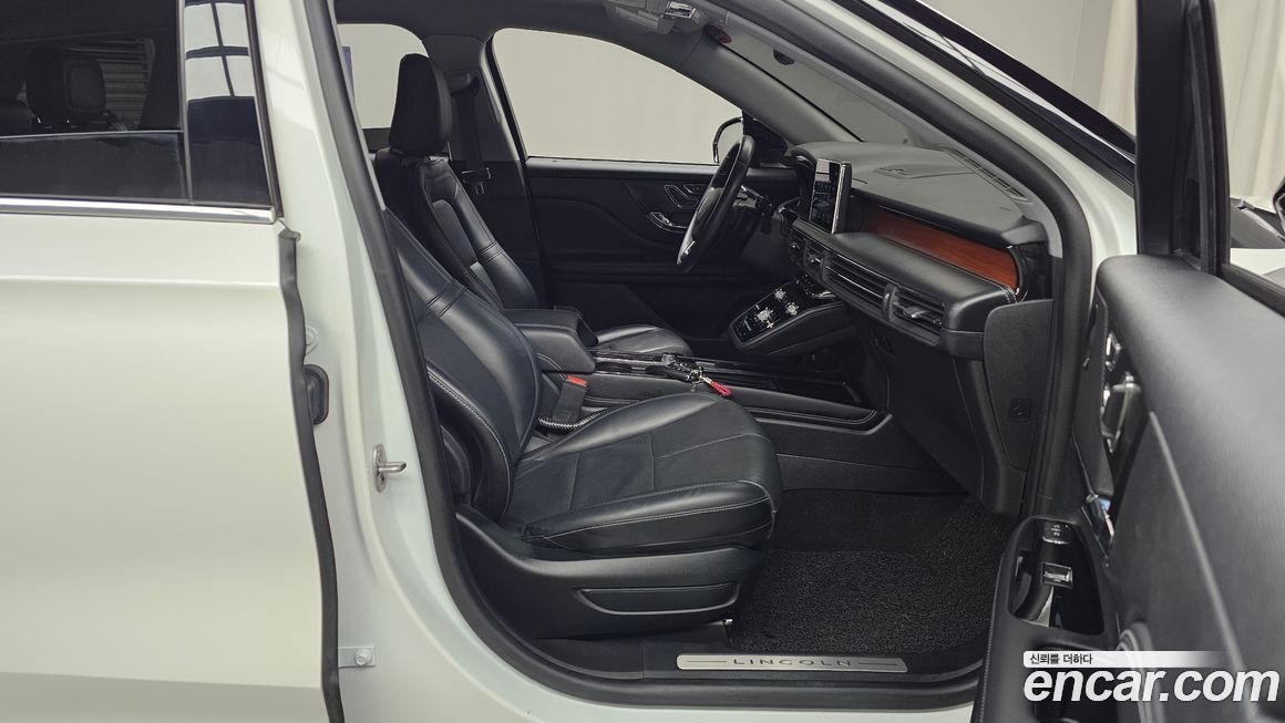 Lincoln Corsair 2021