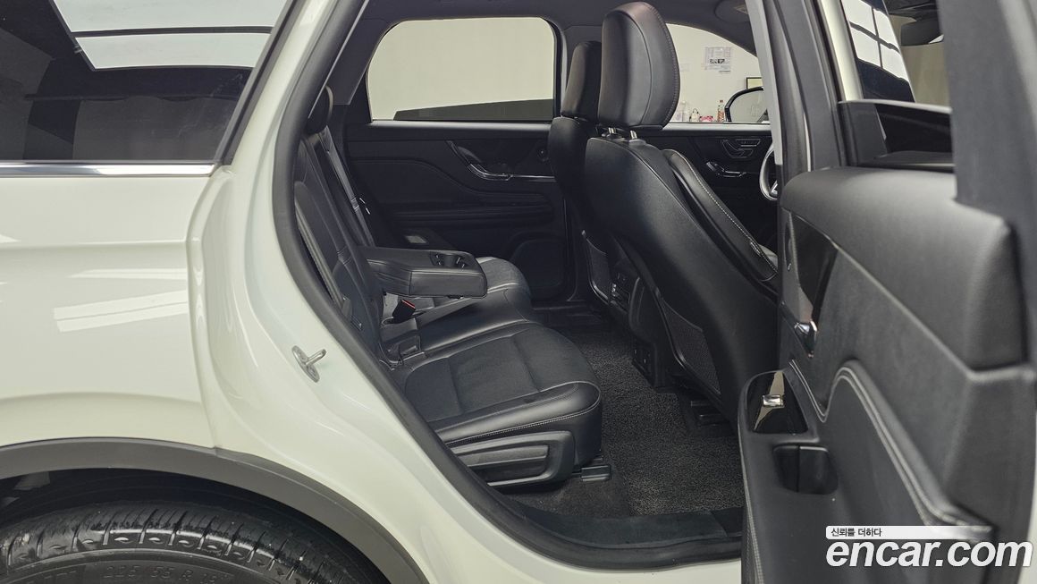 Lincoln Corsair 2021