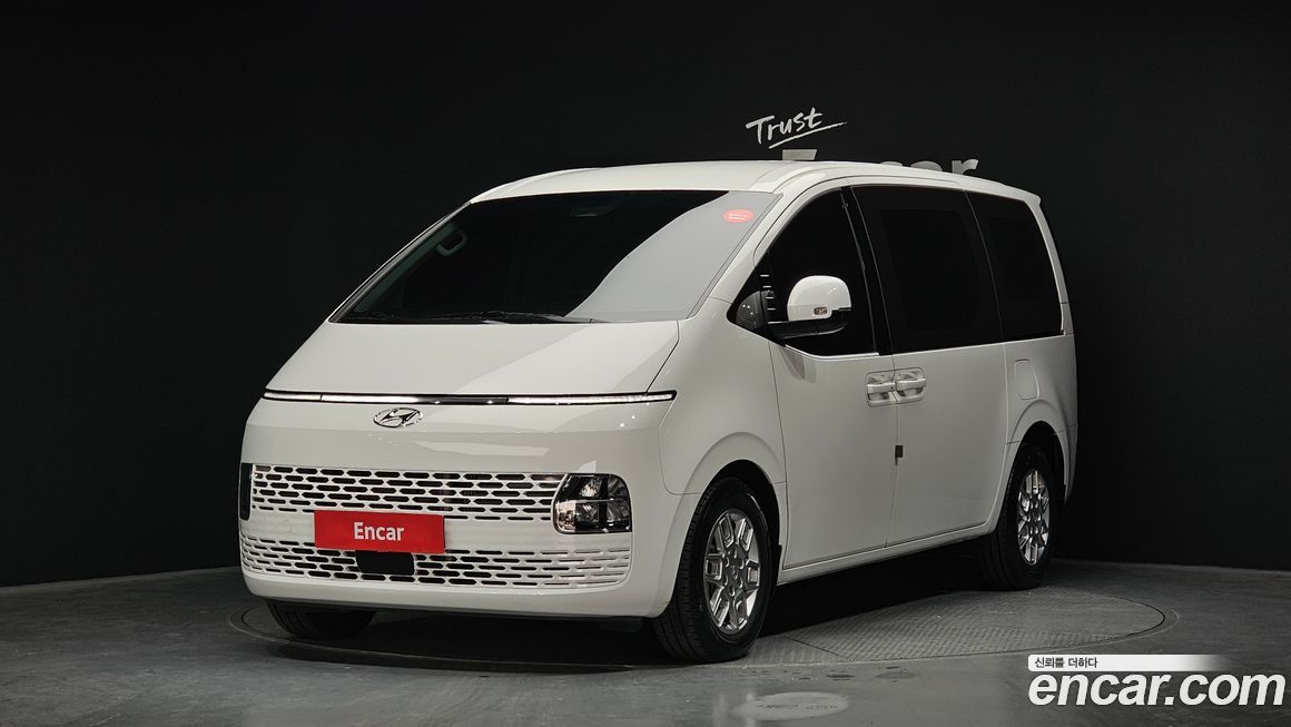 Hyundai Staria 2024