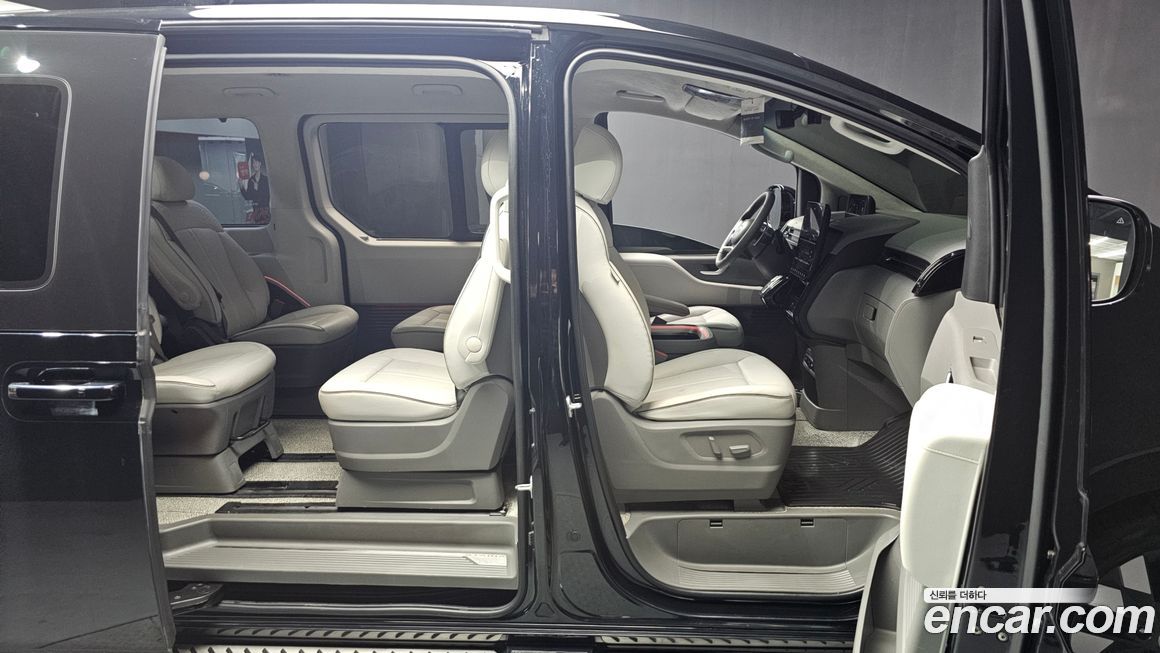 Hyundai Staria 2022