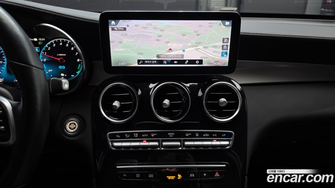 Mercedes-Benz GLC-Class 2021