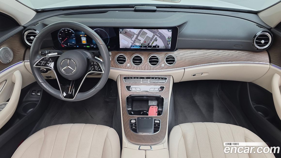 Mercedes-Benz E-Class 2023