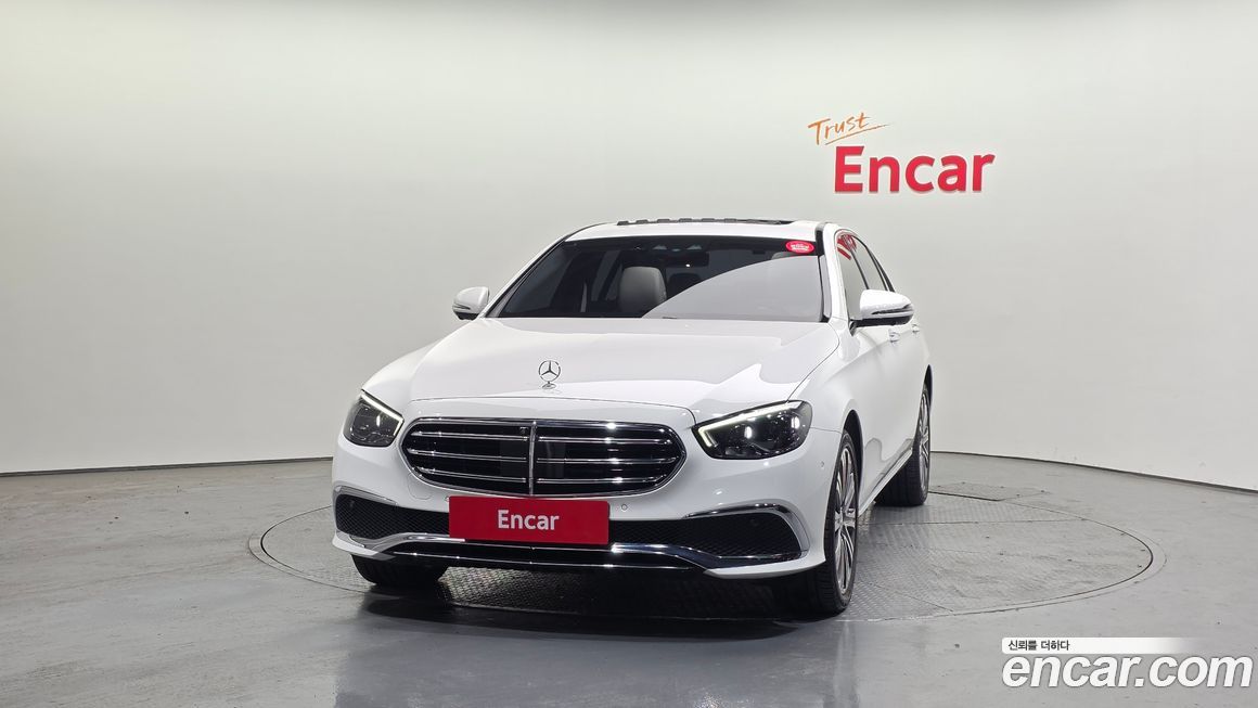 Mercedes-Benz E-Class 2023