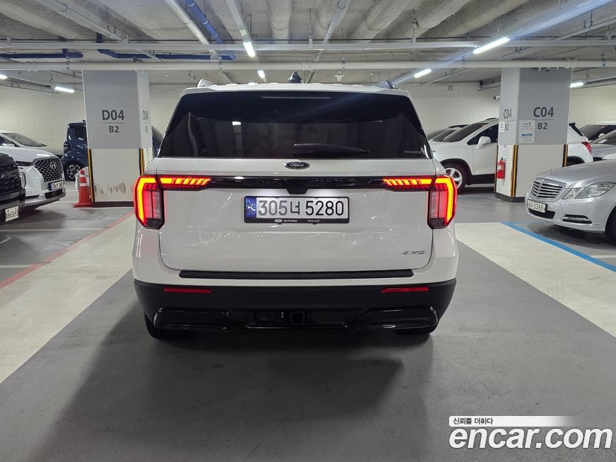 Ford Explorer 2025