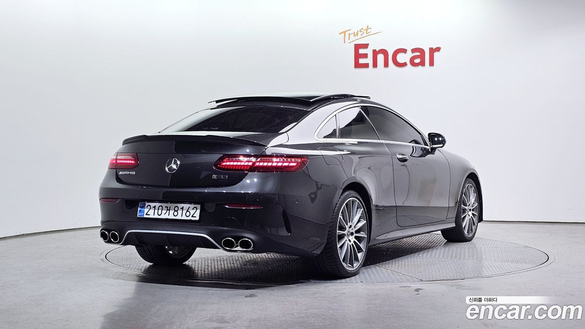 Mercedes-Benz E-Class 2021