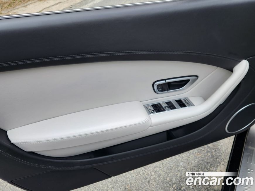 Bentley Continental 2013