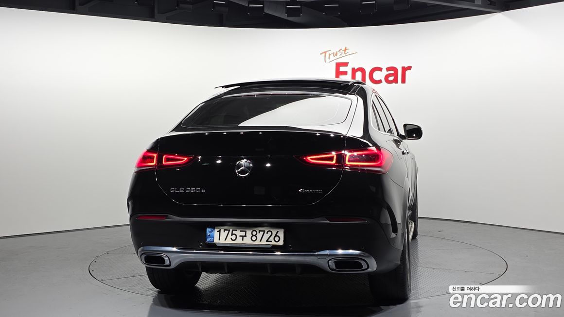 Mercedes-Benz GLE-Class 2021