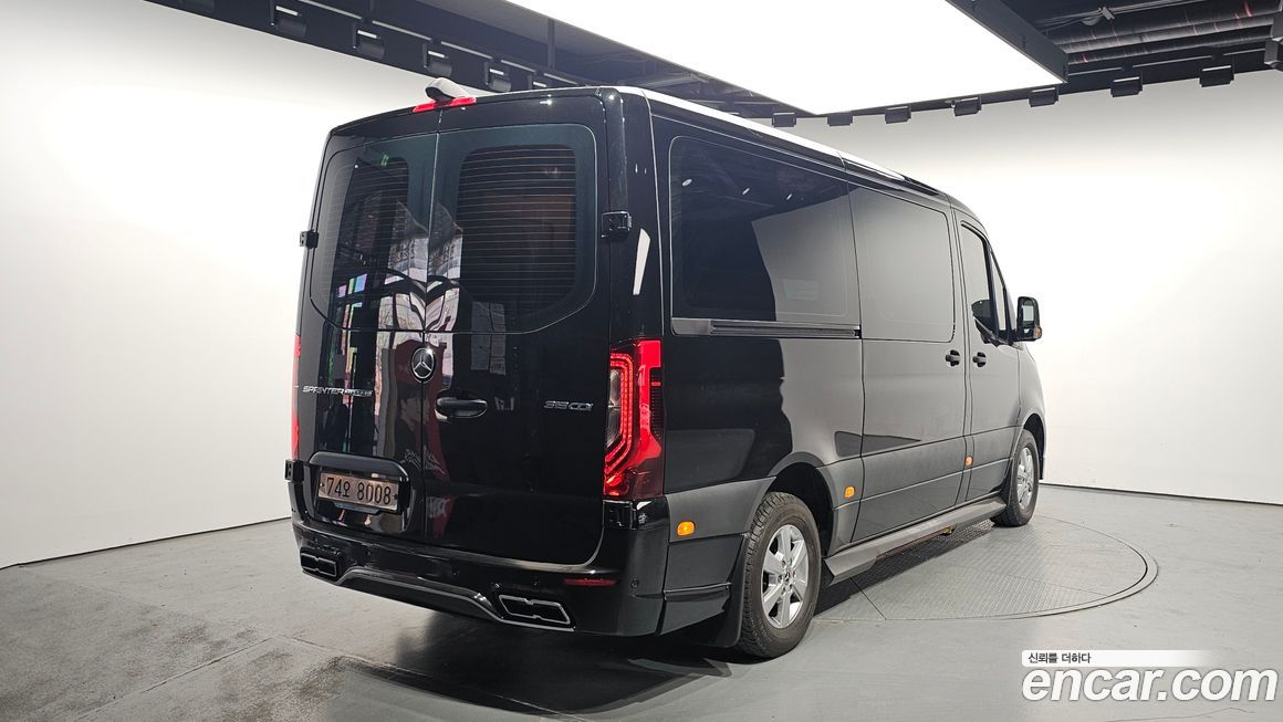 Mercedes-Benz Sprinter 2021