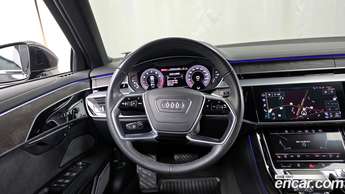 Audi A8 2023