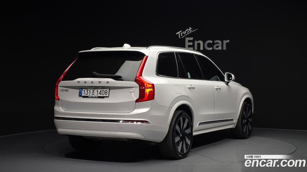 Volvo XC90 2024