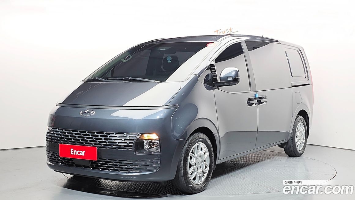 Hyundai Staria 2023