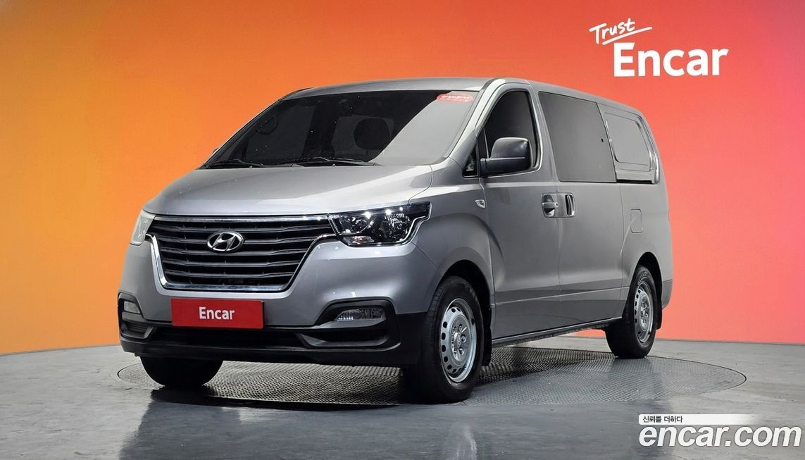 Hyundai Starex 2021