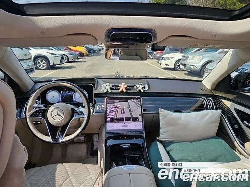 Mercedes-Benz S-Class 2022