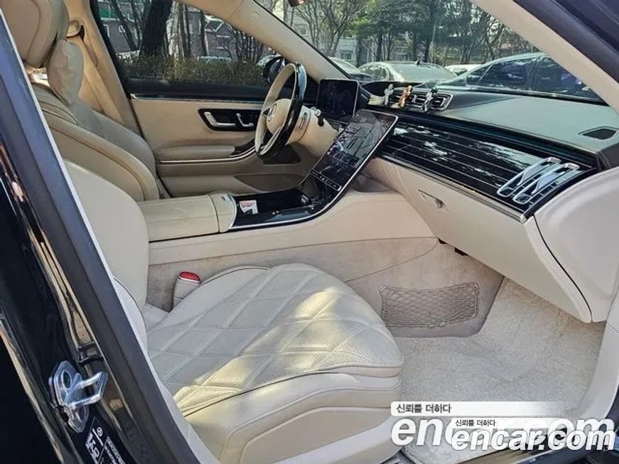 Mercedes-Benz S-Class 2022