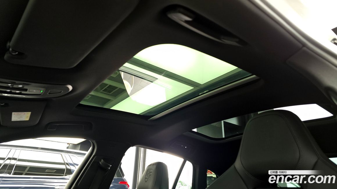 Porsche Panamera 2025