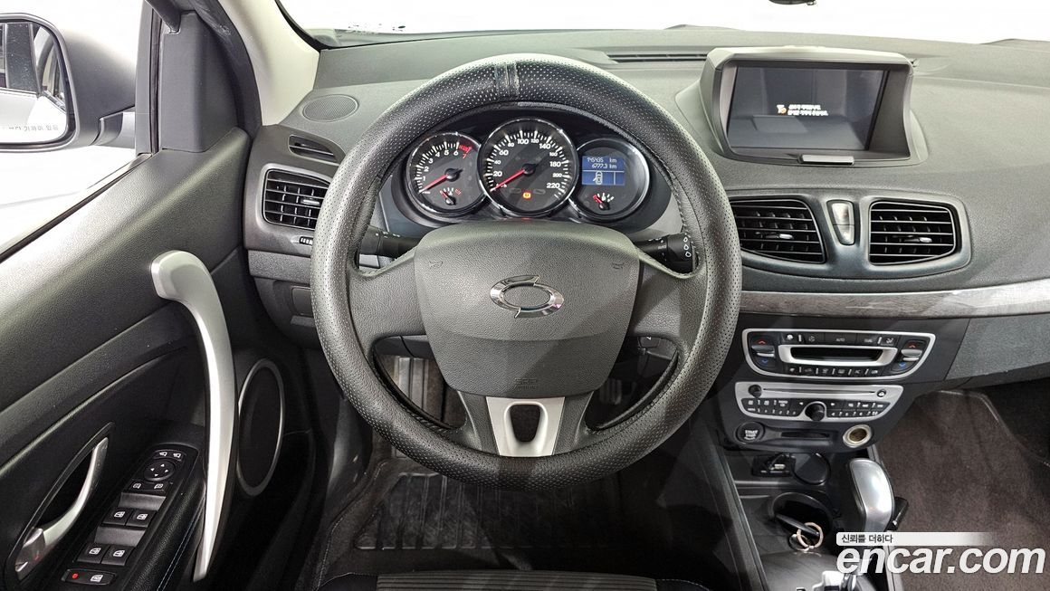 Renault-KoreaSamsung SM3 2012