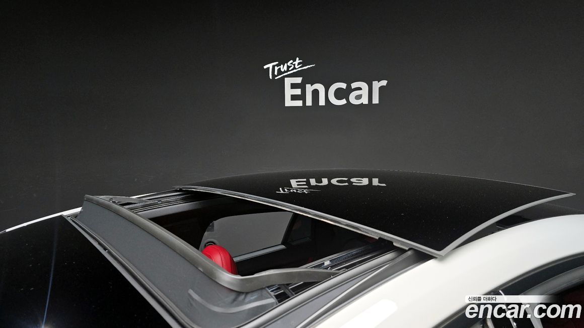 Porsche Panamera 2025