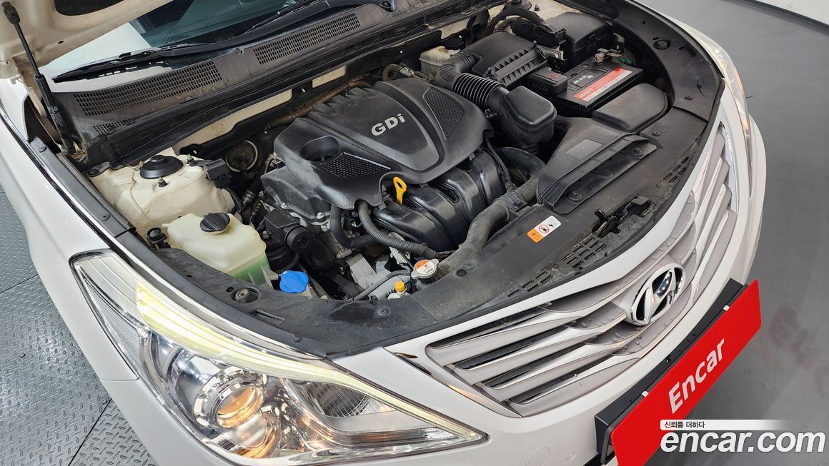 Hyundai Grandeur 2012