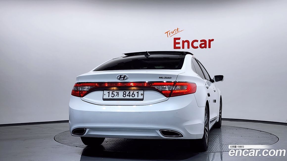 Hyundai Grandeur 2012