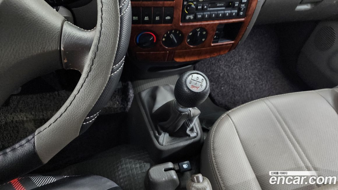 Kia Bongo III Minibus 2005