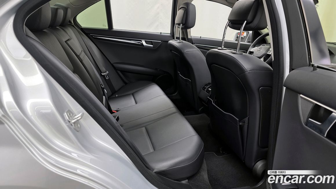 Mercedes-Benz C-Class 2013