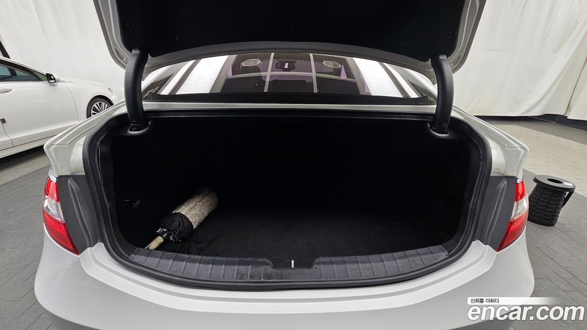 Hyundai Grandeur 2016