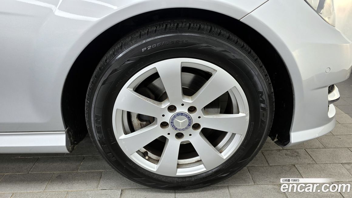 Mercedes-Benz C-Class 2013