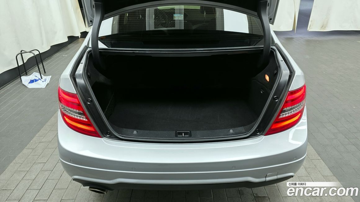 Mercedes-Benz C-Class 2013