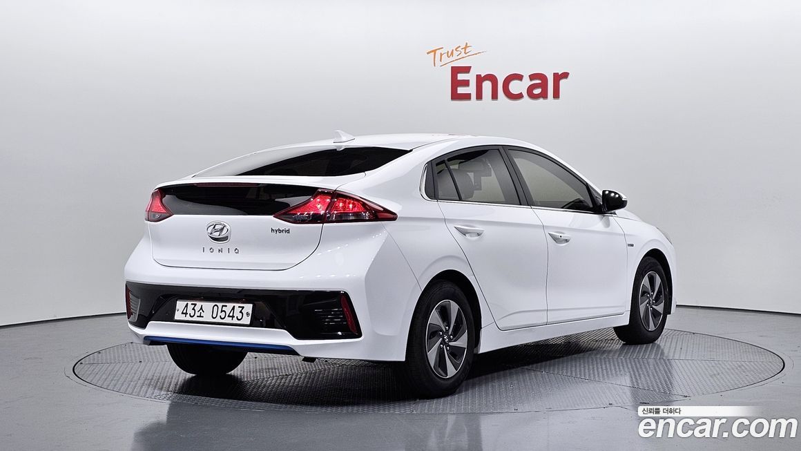 Hyundai Ioniq 2016