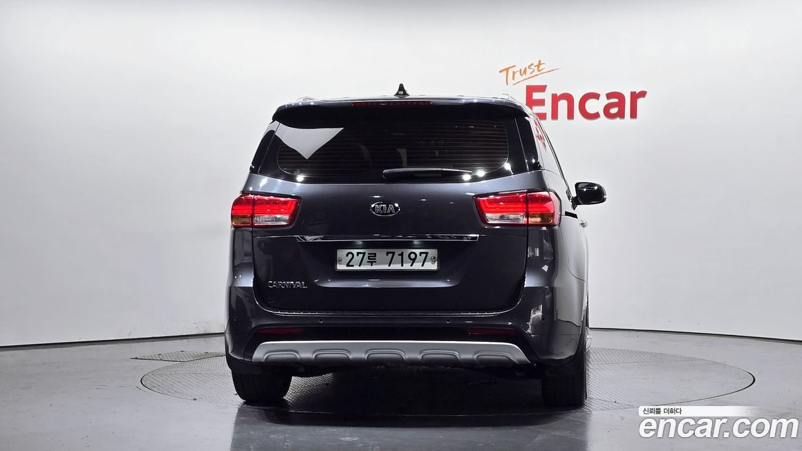 Kia Canival 2017