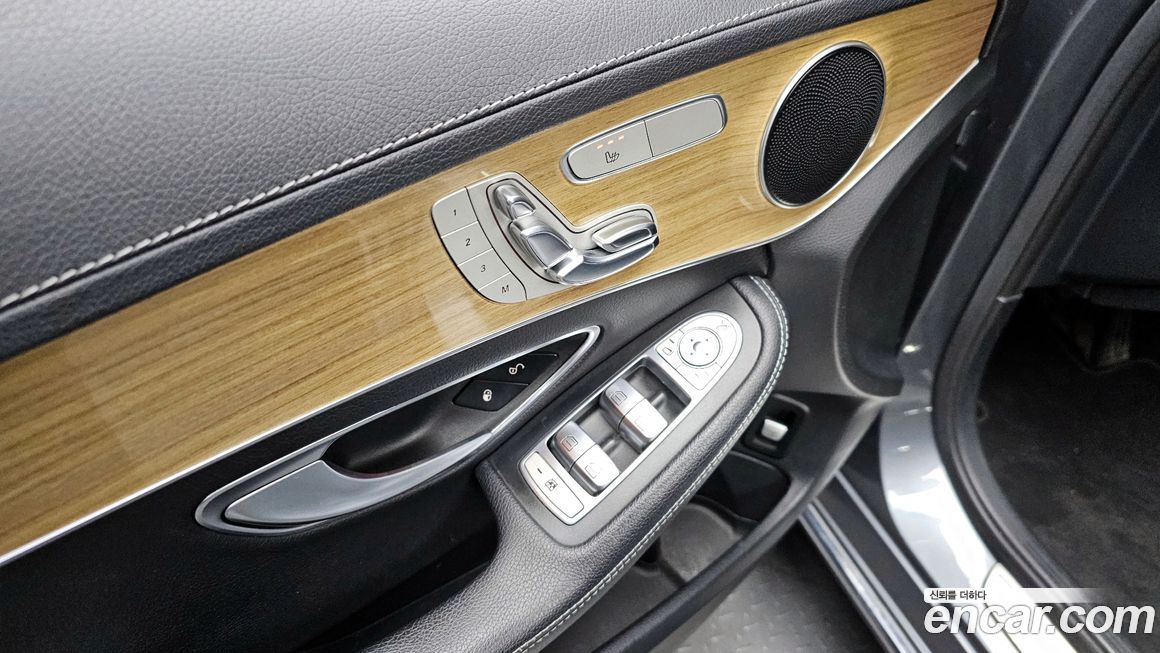 Mercedes-Benz C-Class 2017