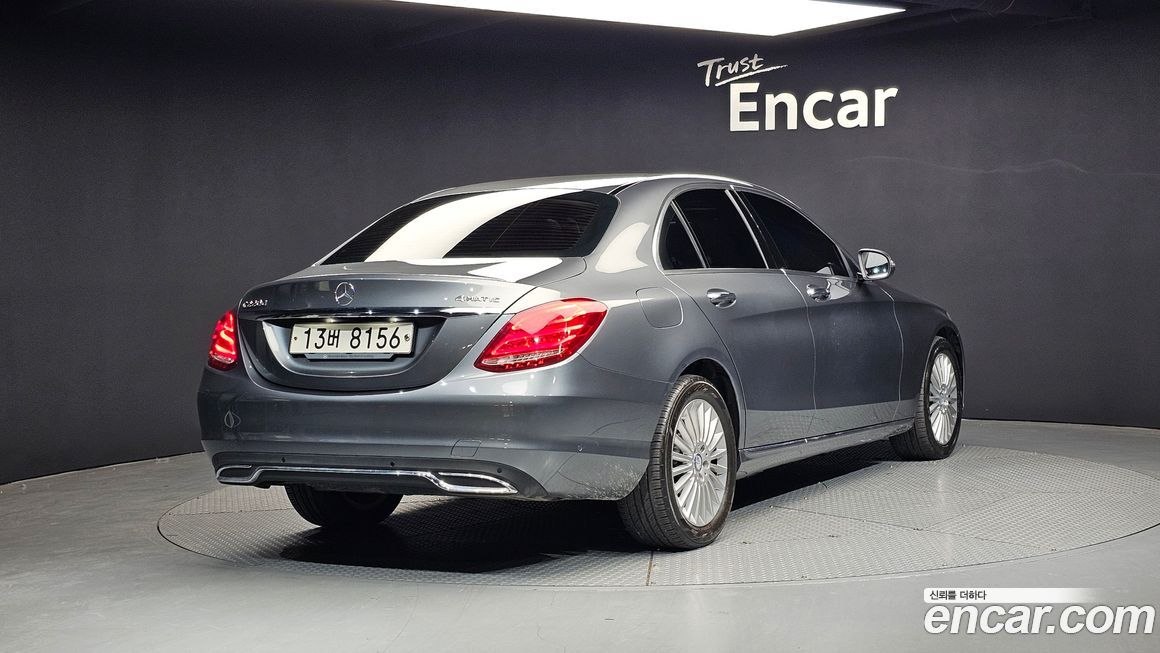 Mercedes-Benz C-Class 2017