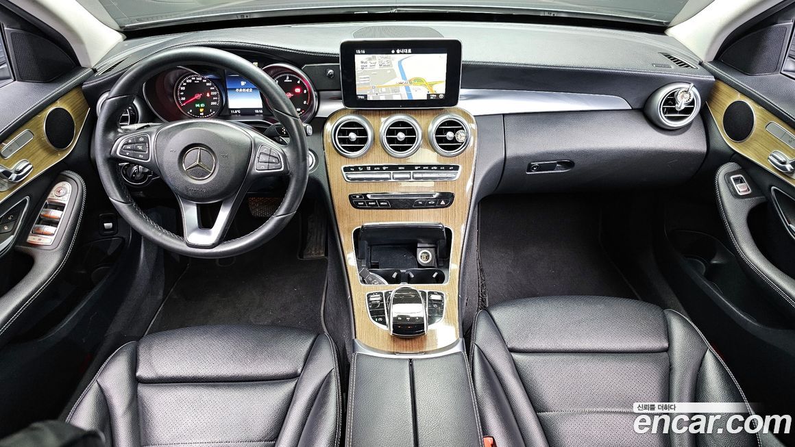 Mercedes-Benz C-Class 2017