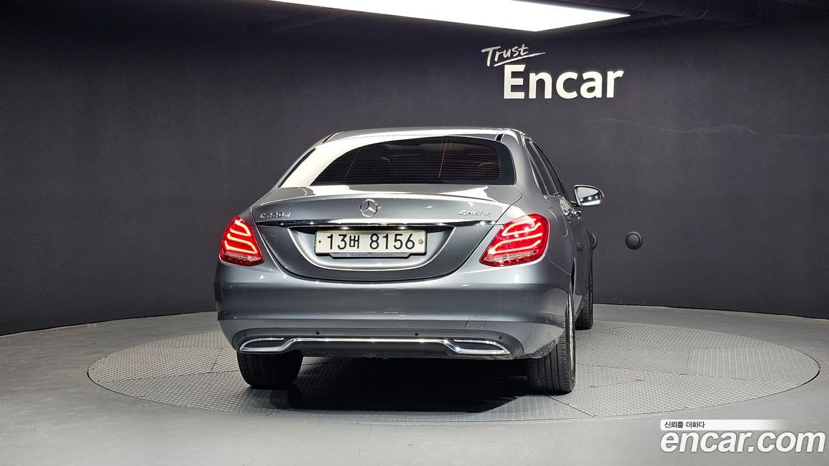 Mercedes-Benz C-Class 2017