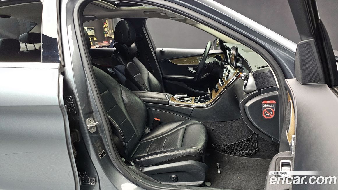 Mercedes-Benz C-Class 2017