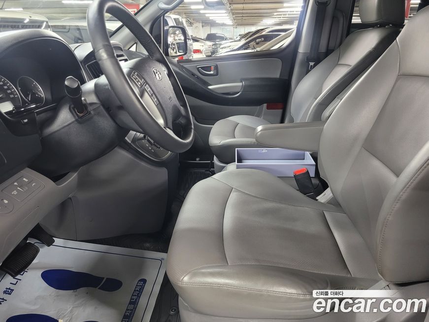 Hyundai Starex 2020