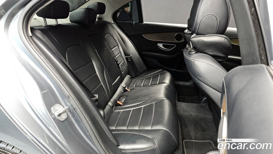 Mercedes-Benz C-Class 2017