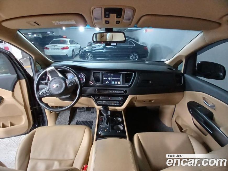 Kia Canival 2016