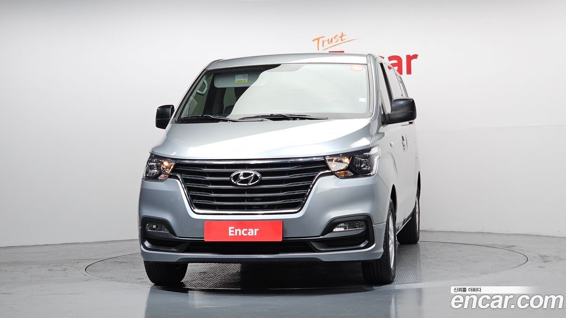 Hyundai Starex 2021