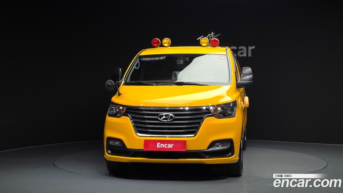 Hyundai Starex 2019