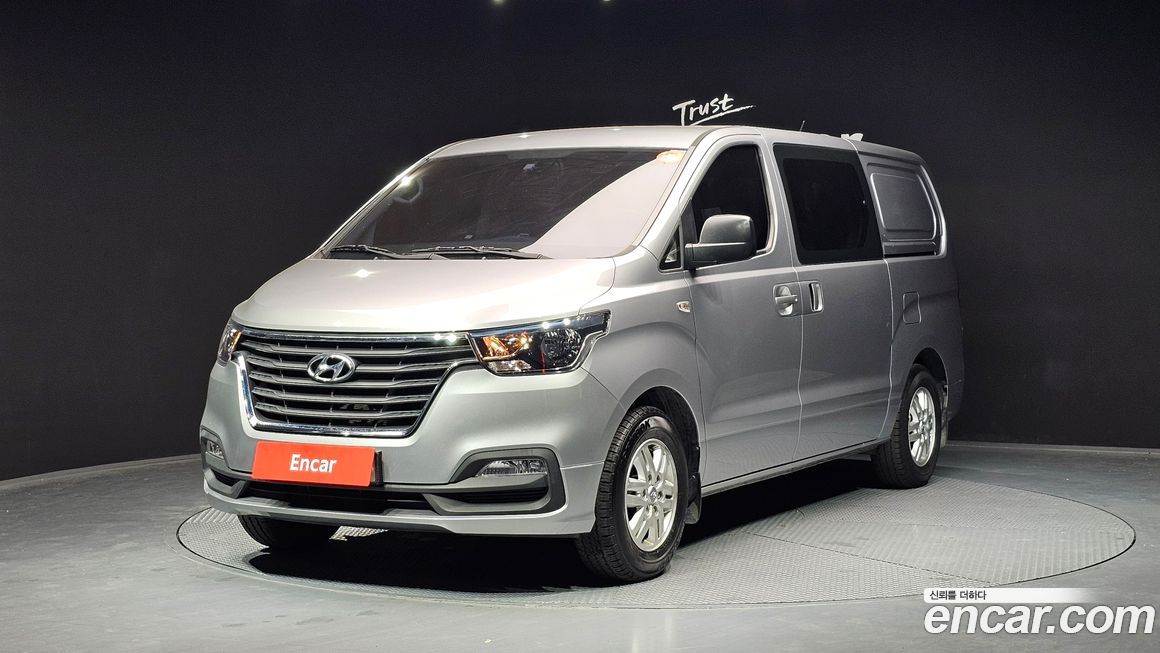 Hyundai Starex 2021