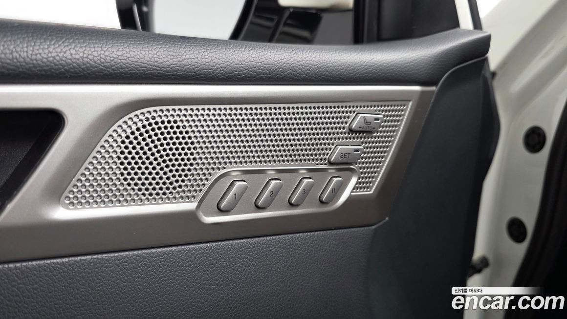 KG_Mobility_Ssangyong Rexton 2018