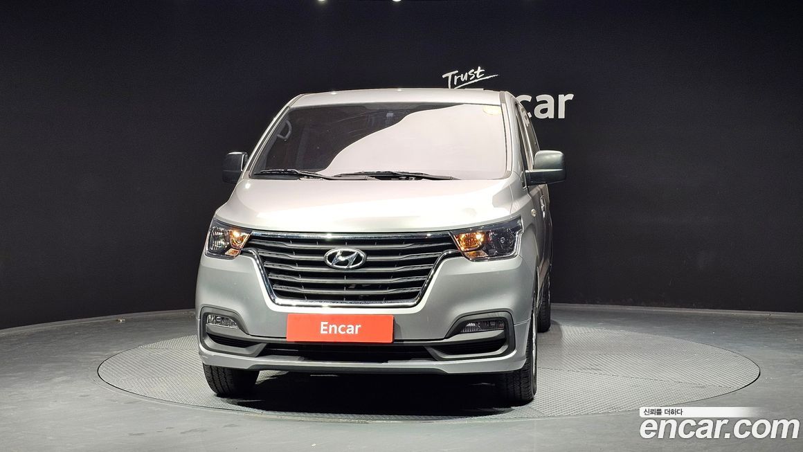Hyundai Starex 2021