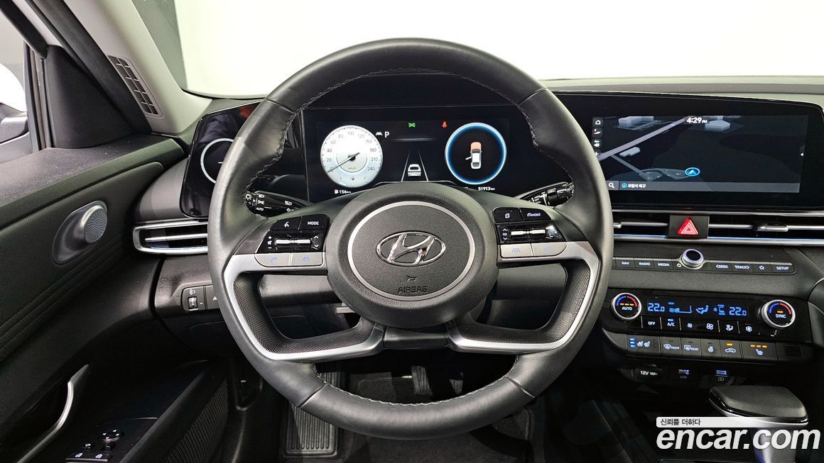 Hyundai AVANTE 2021