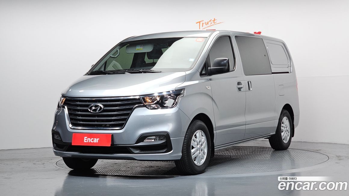 Hyundai Starex 2021